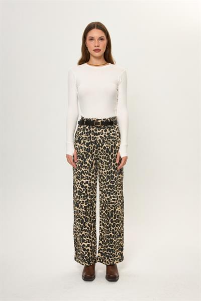 Leopar Desenli Yıkamalı Pantolon