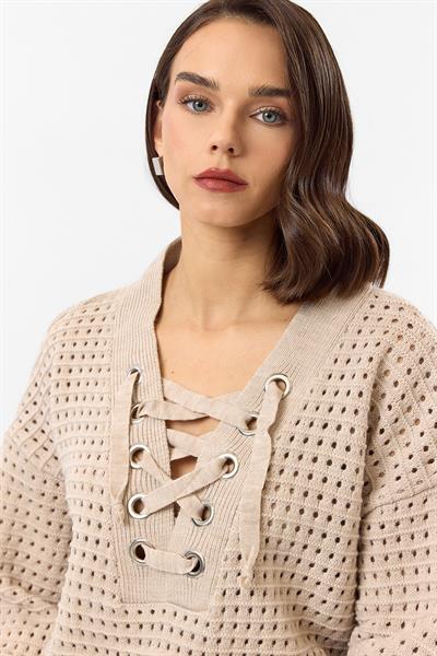 Kuş Gözlü Bağcıklı Kazak