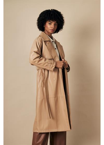 Allerli Kuşaklı Deri Trençkot 