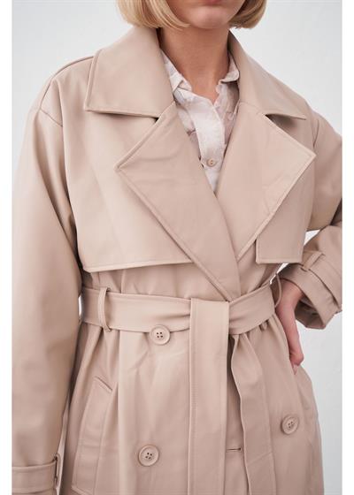 Allerli Kuşaklı Deri Trençkot