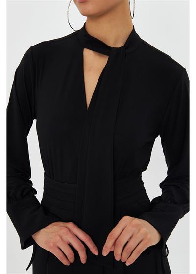 Alttan Çıtçıtlı Uzun Kollu Bluz 