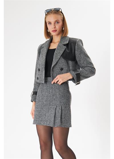 Balıksırtı Desenli Kısa Etek 