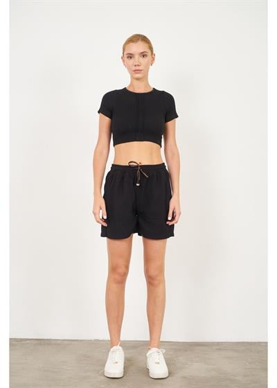 Basic Beli Lastikli Cep Detaylı Şort