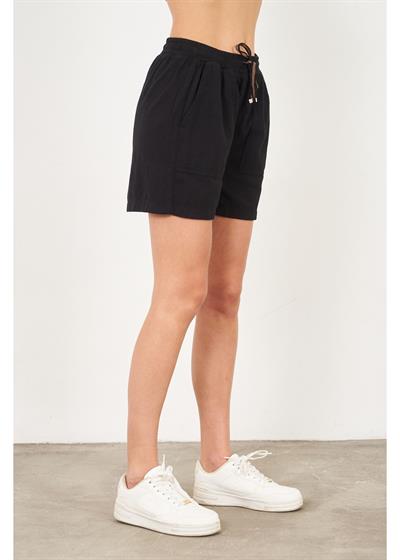 Basic Beli Lastikli Cep Detaylı Şort