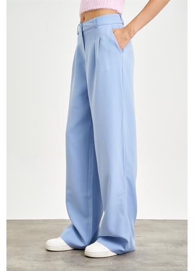 Bol Paça Önü Pileli Atlas Pantolon