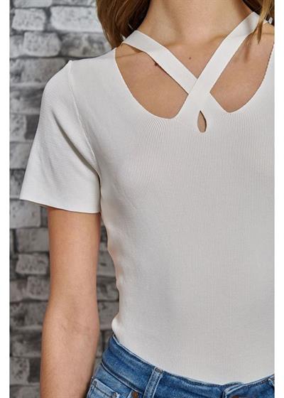 Çapraz Yaka Kısa Kollu Bluz
