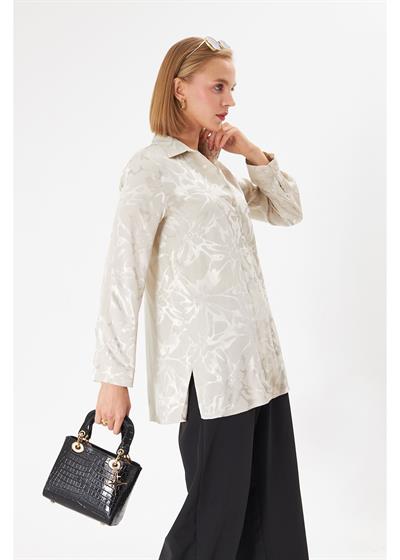 Çiçek Desen Jakarlı Saten Gömlek 