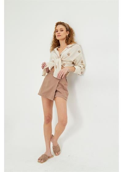 Çiçek Nakışlı Bambu Keten Görünümlü Gömlek 