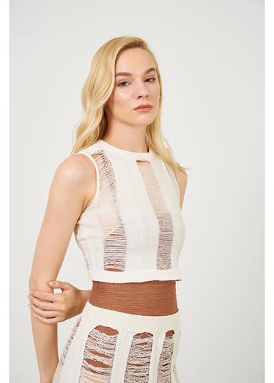 Çizgi Detay Ajur Bluz 