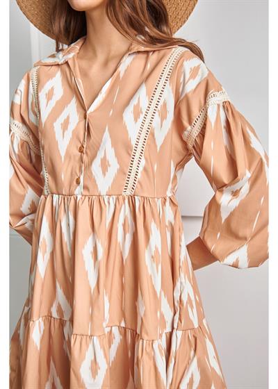 Dantel Detaylı Fırfırlı Elbise