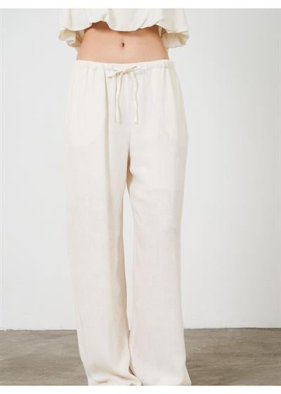 Dar Kemerli Keten Görünümlü Pantolon