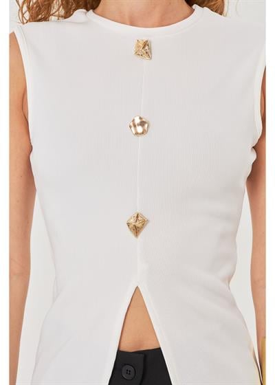 Düğme Detaylı Sıfır Kol Bluz 