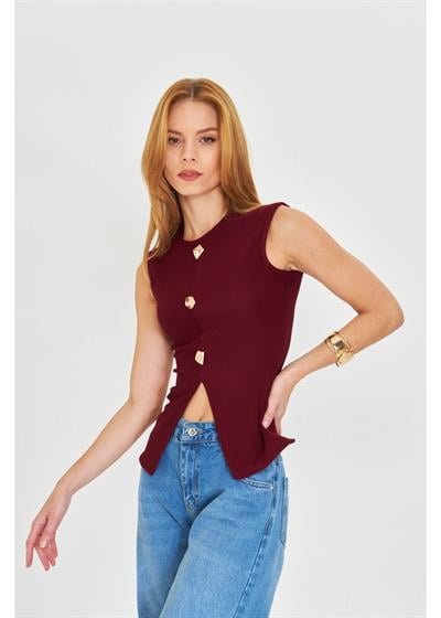 Düğme Detaylı Sıfır Kol Bluz 