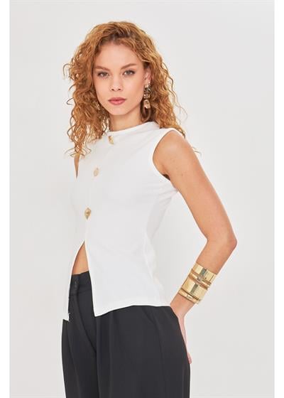 Düğme Detaylı Sıfır Kol Bluz 