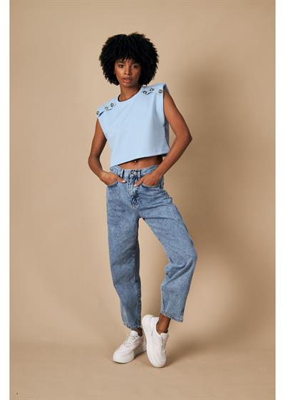 Düğmeli Sıfır Kol Modal Crop Bluz