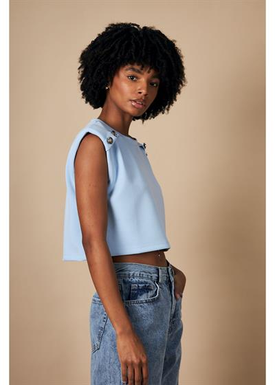 Düğmeli Sıfır Kol Modal Crop Bluz