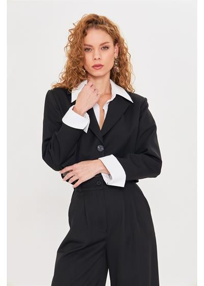 Gömlek Detaylı Garnili Kısa Ceket 