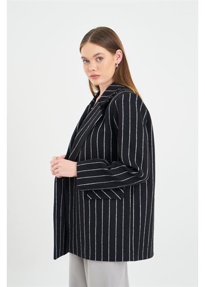 İnce Çizgili Kaşe Mont