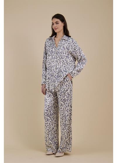 Jakarlı Empirme Saten Gömlek 