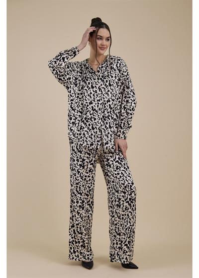 Jakarlı Empirme Saten Gömlek 