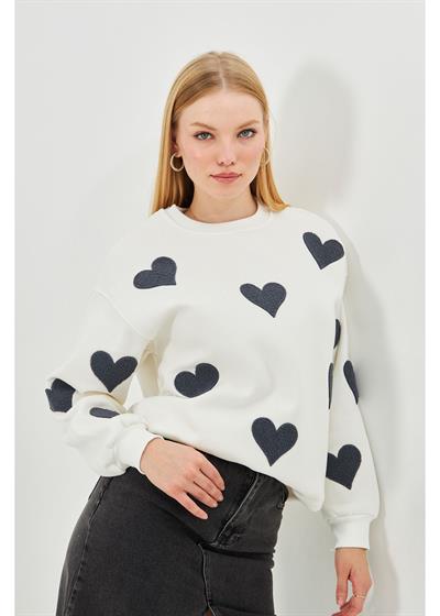 Kalp Baskılı Sweatshirt 