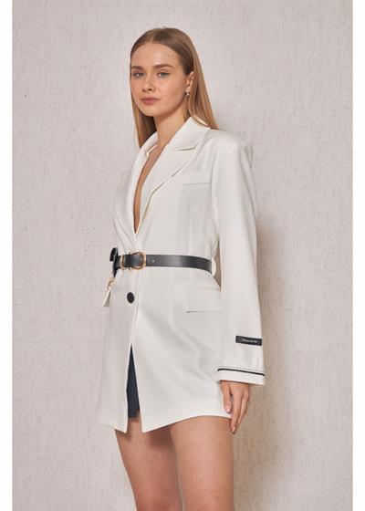 Kol Ağzı Garnili Kemerli Atlas Ceket