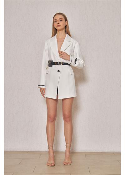 Kol Ağzı Garnili Kemerli Atlas Ceket