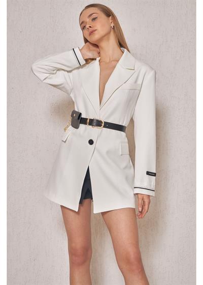 Kol Ağzı Garnili Kemerli Atlas Ceket