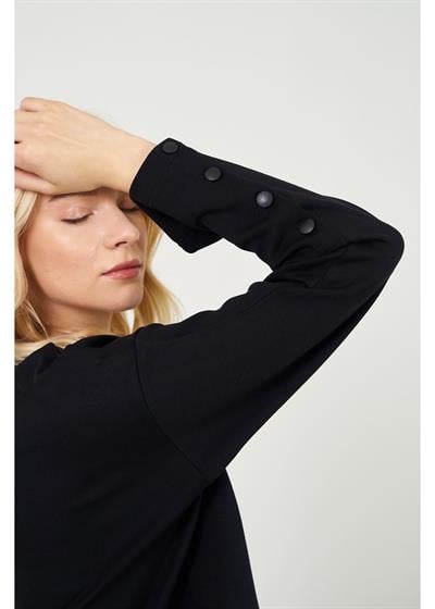 Kolları Çıtçıtlı Modal Bluz