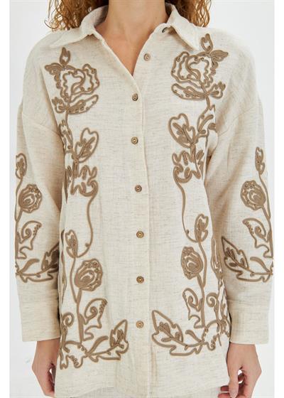 Lase Nakışlı Püsküllü Müslin Keten Görünümlü Gömlek 