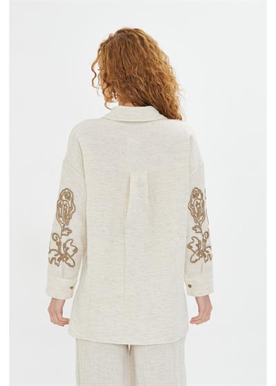 Lase Nakışlı Püsküllü Müslin Keten Görünümlü Gömlek 