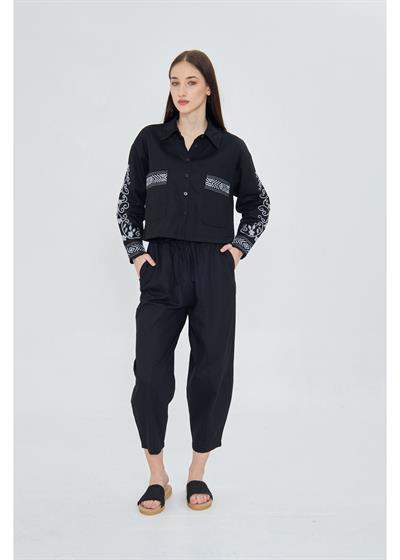 Cep Detaylı Nakış Desen Gabardin Gömlek 