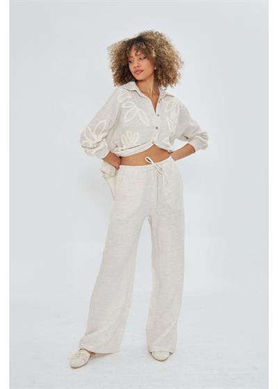 Nakışlı Keten Görünümlü Müslin Gömlek 