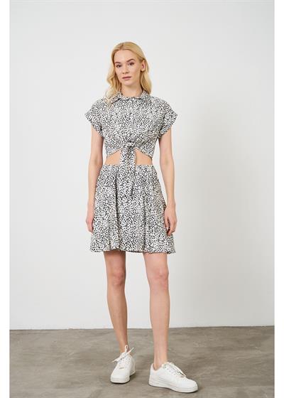 Önden Bağlamalı Çıtır Desen Kısa Gömlek 