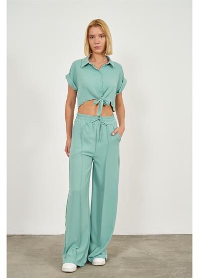 Önden Bağlamalı Kısa Aerobin Gömlek 