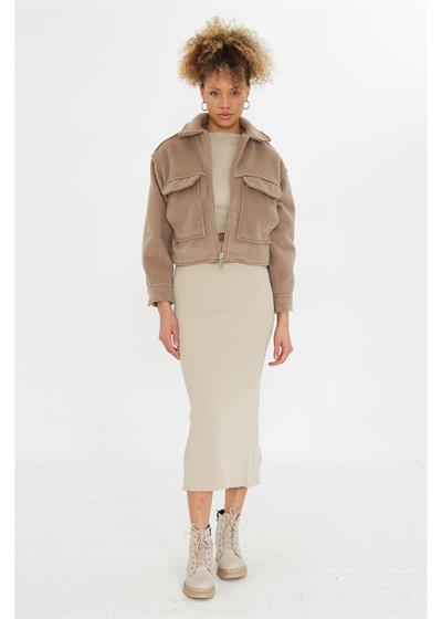 Önü Cepli Kısa Kaşe Mont 