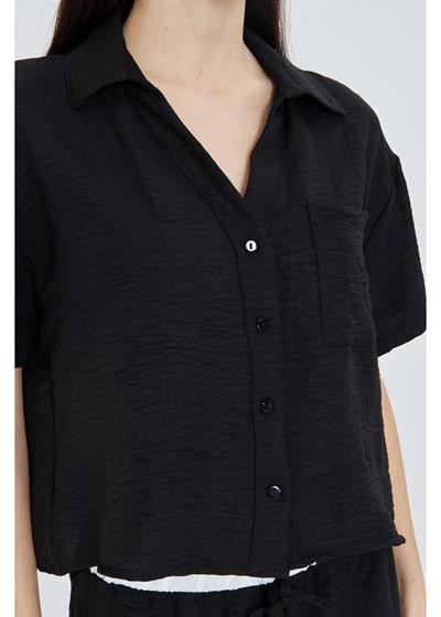 Önü Cepli Kısa Keten Görünümlü Gömlek 