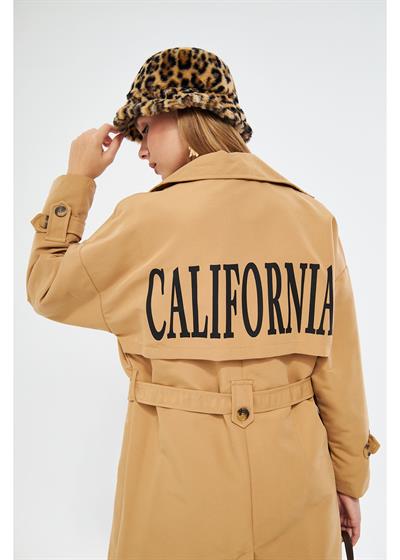 Önü Düğmeli Trençkot 