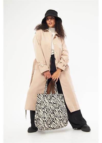 Önü Düğmeli Trençkot 