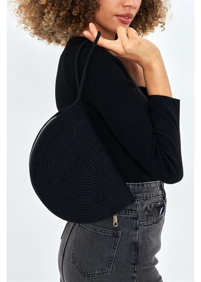 Oval Bileklik Askılı Çanta 