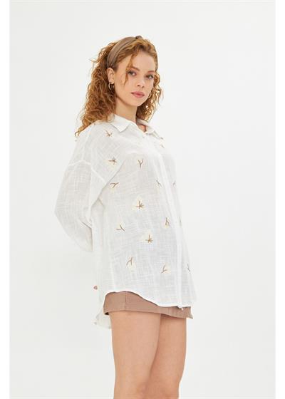 Papatya Nakışlı Keten Görünümlü Gömlek 