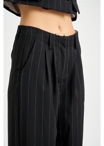 Pile Detaylı Geniş Çizgili Poliviskon Pantolon