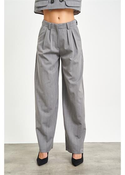 Pile Detaylı Geniş Çizgili Poliviskon Pantolon