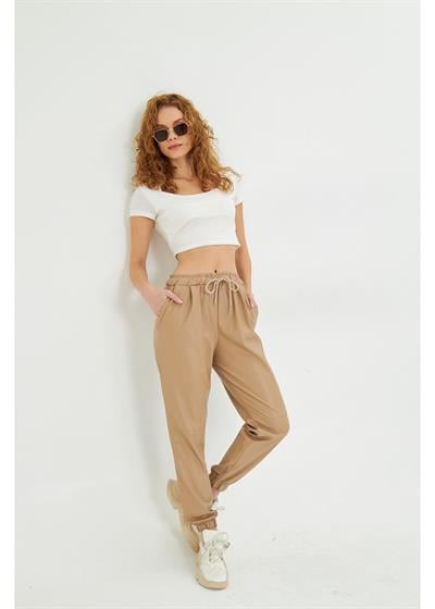 Pileli Lastikli Deri Pantolon 