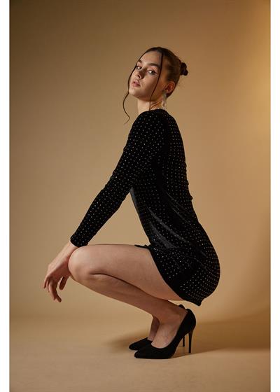 Taşlı Kadife Elbise