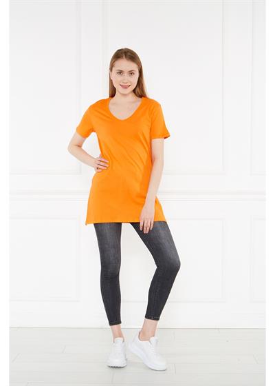 V Yaka Kısa Kol Yırtmaçlı T-Shirt
