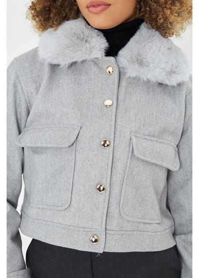 Yakası Kürklü Kısa Kaşe Mont 