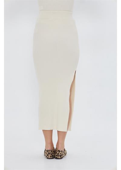 Yırtmaç Detaylı Triko Etek 