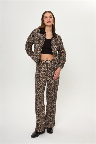 Leopar Desenli Yıkamalı Pantolon