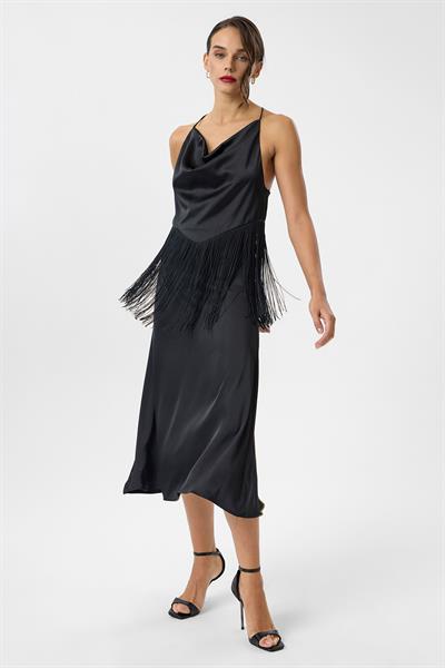 Püskül Detaylı Askılı Saten Bluz